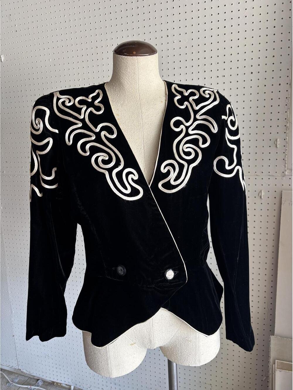 Vintage Black Velvet Jacket with White Embroidered Detail - Picture 1 of 9